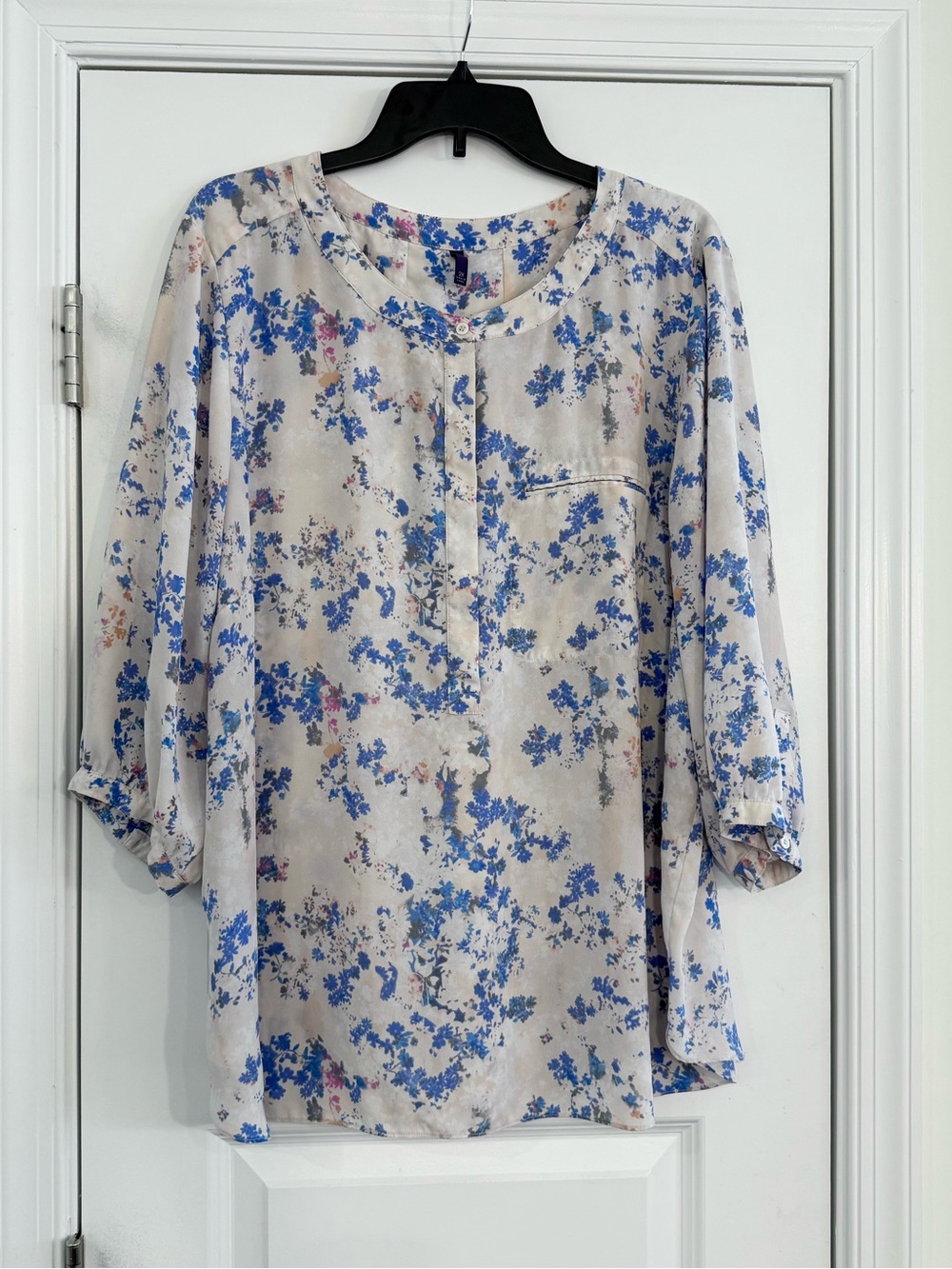 NYDJ Floral Print Henley 3/4 Sleeve Blouse Feminine Cottagecore Size 2X